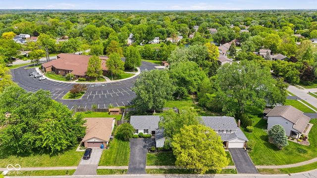 624 Colbarn Drive, Fishers, IN 46038