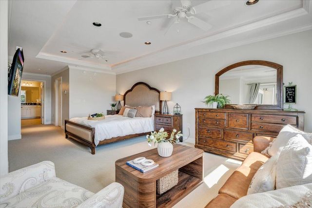 100 Bridgewater Pointe Pl Unit 502, Moneta, VA 24121