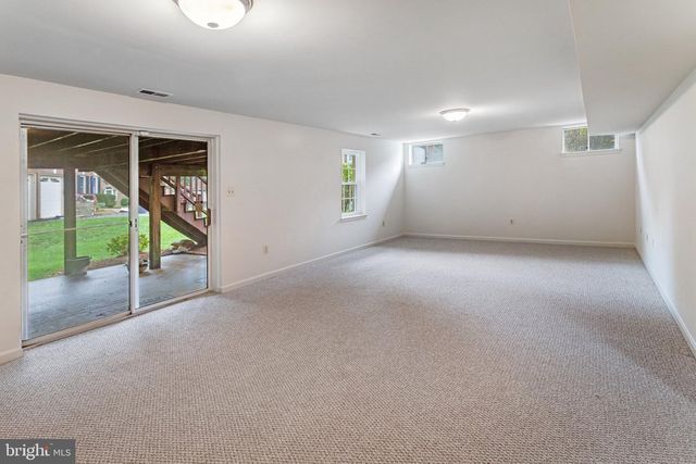 8810 TELEGRAPH CROSSING CT, Lorton, VA 22079
