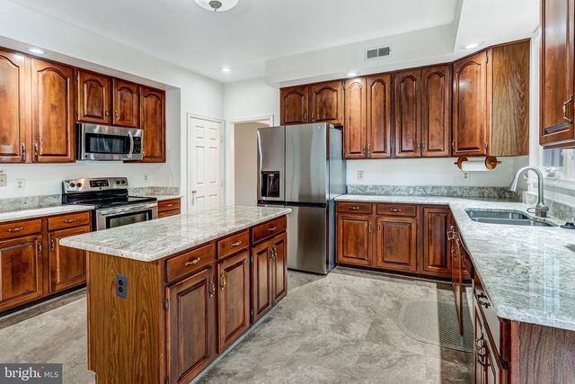 8810 TELEGRAPH CROSSING CT, Lorton, VA 22079