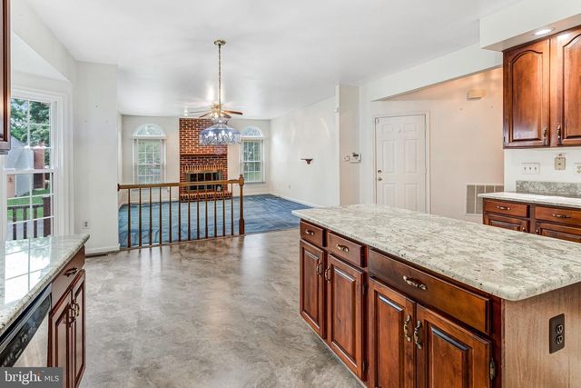 8810 TELEGRAPH CROSSING CT, Lorton, VA 22079