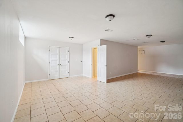 210 S River Glen Drive, Morganton, NC 28655