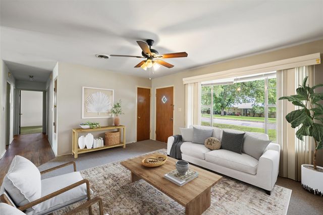 817 Wheeler ST, Mason, TX 76856