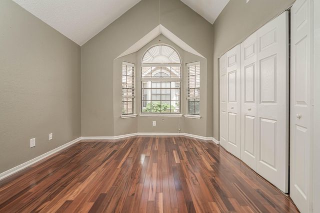2300 Old Spanish 1127, Houston, TX 77054
