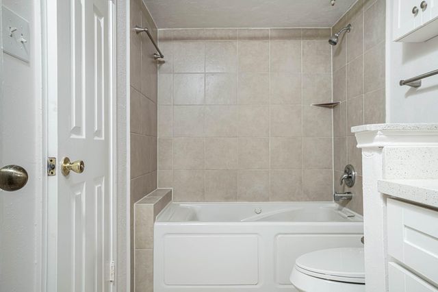 2300 Old Spanish 1127, Houston, TX 77054