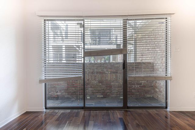 2300 Old Spanish 1127, Houston, TX 77054