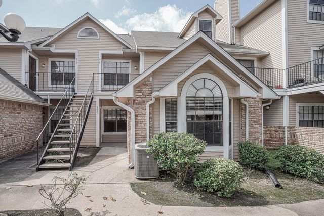 2300 Old Spanish 1127, Houston, TX 77054