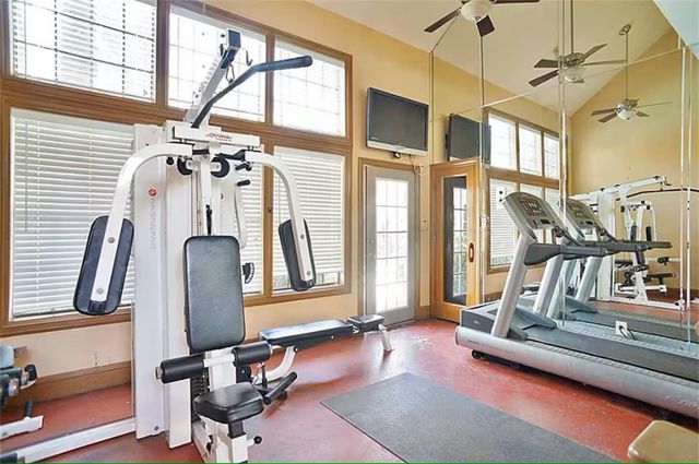 2300 Old Spanish 1127, Houston, TX 77054