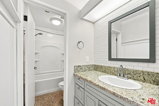 2940 N Verdugo Road 213, Glendale, CA 91208