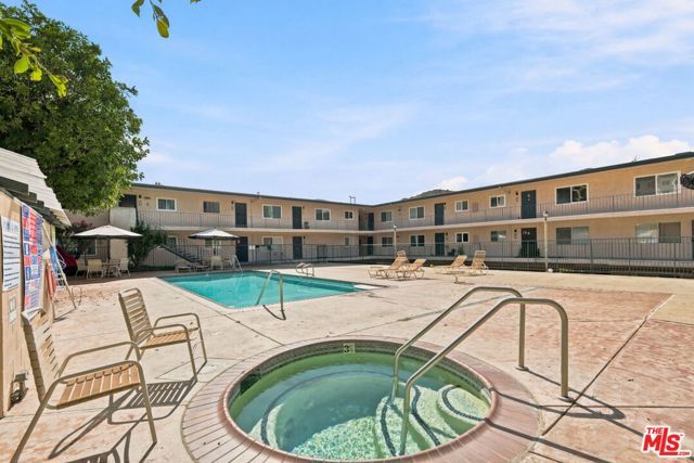 2940 N Verdugo Road 213, Glendale, CA 91208