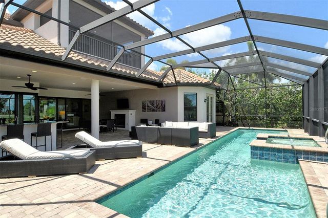 7638 WINDY HILL COVE, Bradenton, FL 34202