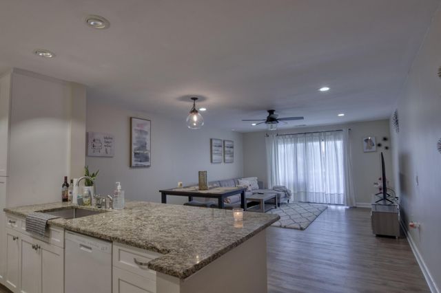 4661 Fountains Drive S 211, Lake Worth, FL 33467