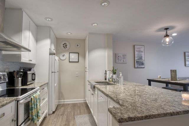 4661 Fountains Drive S 211, Lake Worth, FL 33467