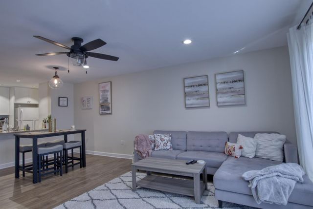 4661 Fountains Drive S 211, Lake Worth, FL 33467