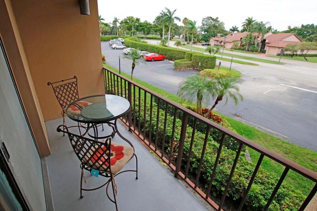 4661 Fountains Drive S 211, Lake Worth, FL 33467