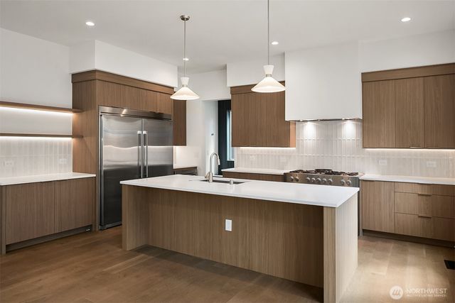 1255 169th Avenue NE, Bellevue, WA 98008