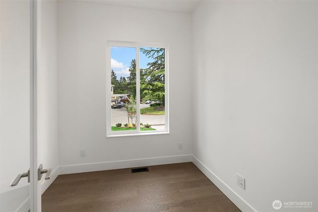 1255 169th Avenue NE, Bellevue, WA 98008