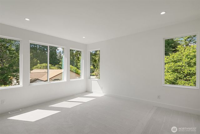 1255 169th Avenue NE, Bellevue, WA 98008