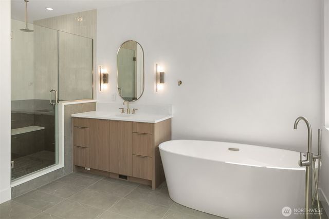 1255 169th Avenue NE, Bellevue, WA 98008