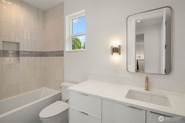 1255 169th Avenue NE, Bellevue, WA 98008
