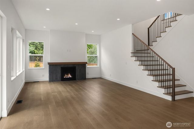 1255 169th Avenue NE, Bellevue, WA 98008