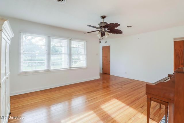 4464 Kendall Circle, Gulfport, MS 39507