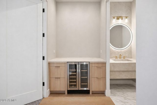 13851 N 74TH Avenue, Peoria, AZ 85381