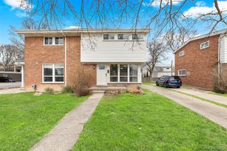 253 E 14 Mile Road, Birmingham, MI 48009