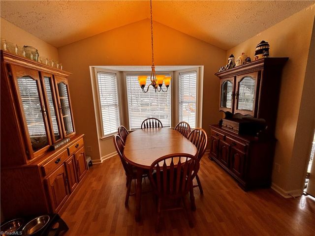 7 Crestbrook Court, Greensboro, NC 27455