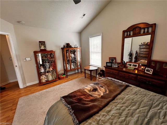 7 Crestbrook Court, Greensboro, NC 27455