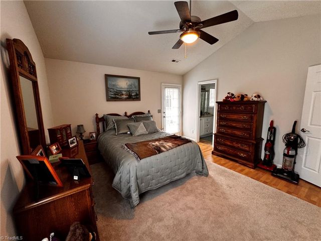 7 Crestbrook Court, Greensboro, NC 27455