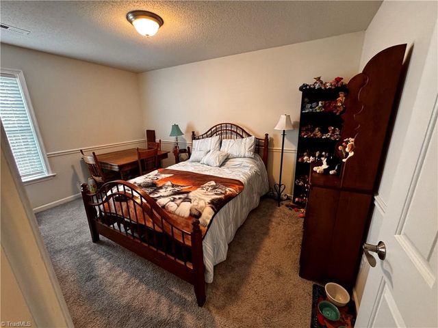 7 Crestbrook Court, Greensboro, NC 27455