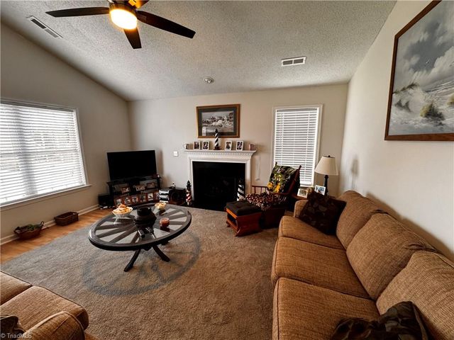 7 Crestbrook Court, Greensboro, NC 27455