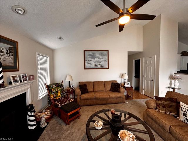 7 Crestbrook Court, Greensboro, NC 27455