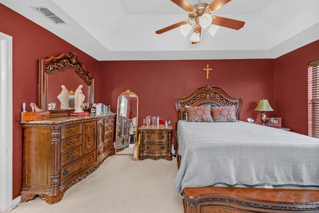 3437 Wasatch Range Loop, Bellview, FL 32526