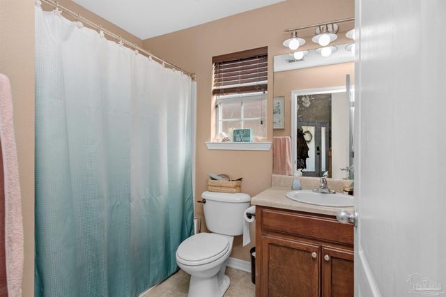 3437 Wasatch Range Loop, Bellview, FL 32526