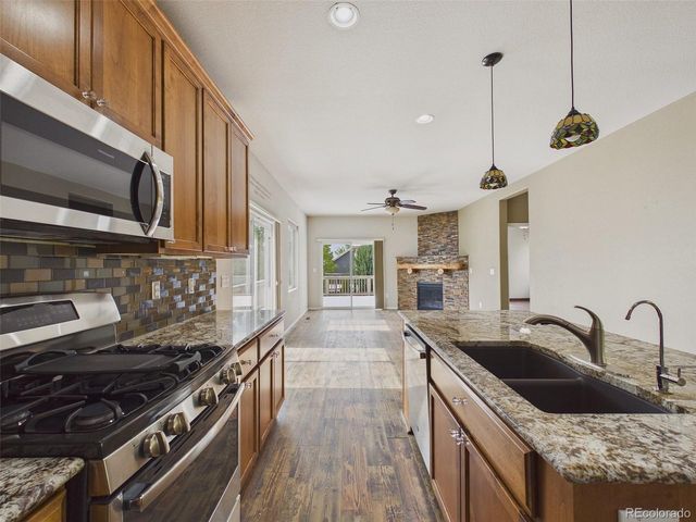 2792 Fairway Pointe Dr, Erie, CO 80516