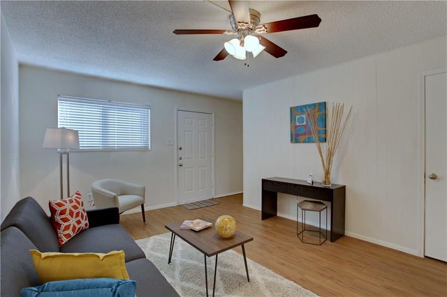 816 W North Loop BLVD 119, Austin, TX 78756