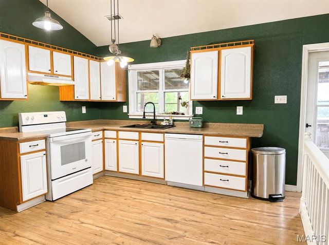 30584 Nevada Drive, Marquand, MO 63655