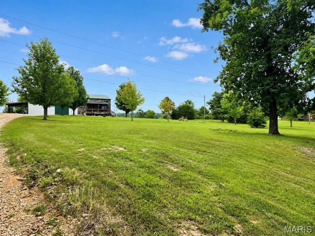 30584 Nevada Drive, Marquand, MO 63655