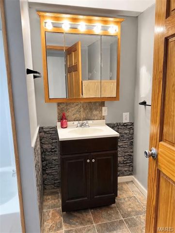 30584 Nevada Drive, Marquand, MO 63655