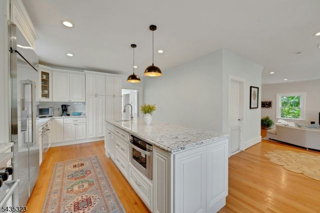 9 Parkway, Montclair Twp., NJ 07042