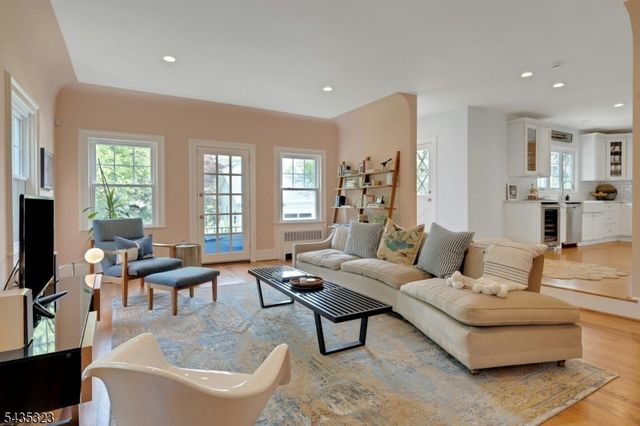 9 Parkway, Montclair Twp., NJ 07042