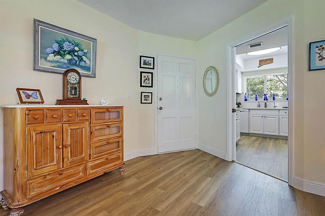 331 Tequesta Drive 110, Tequesta, FL 33469