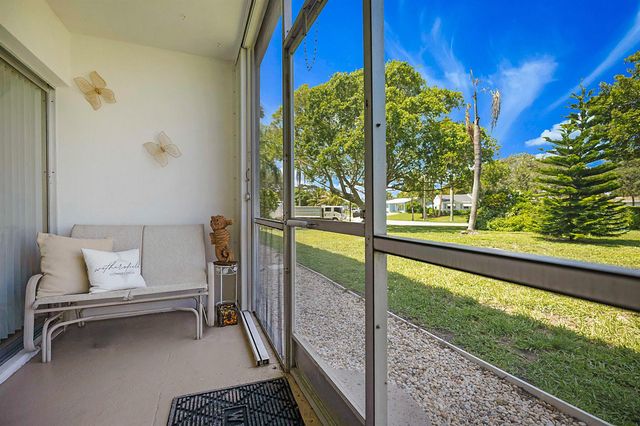 331 Tequesta Drive 110, Tequesta, FL 33469