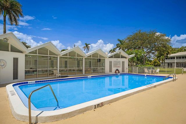 331 Tequesta Drive 110, Tequesta, FL 33469