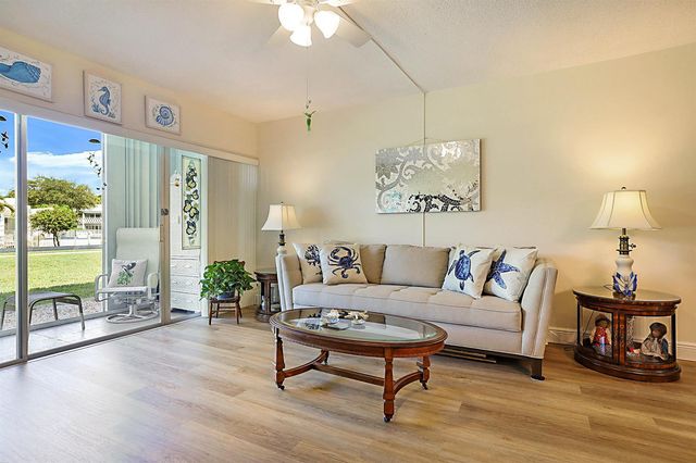 331 Tequesta Drive 110, Tequesta, FL 33469