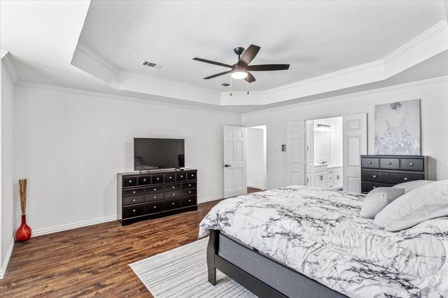 7011 Gunston Lane, Arlington, TX 76017