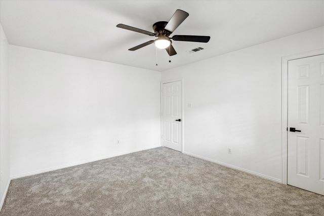 7011 Gunston Lane, Arlington, TX 76017