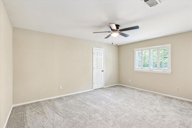 7011 Gunston Lane, Arlington, TX 76017